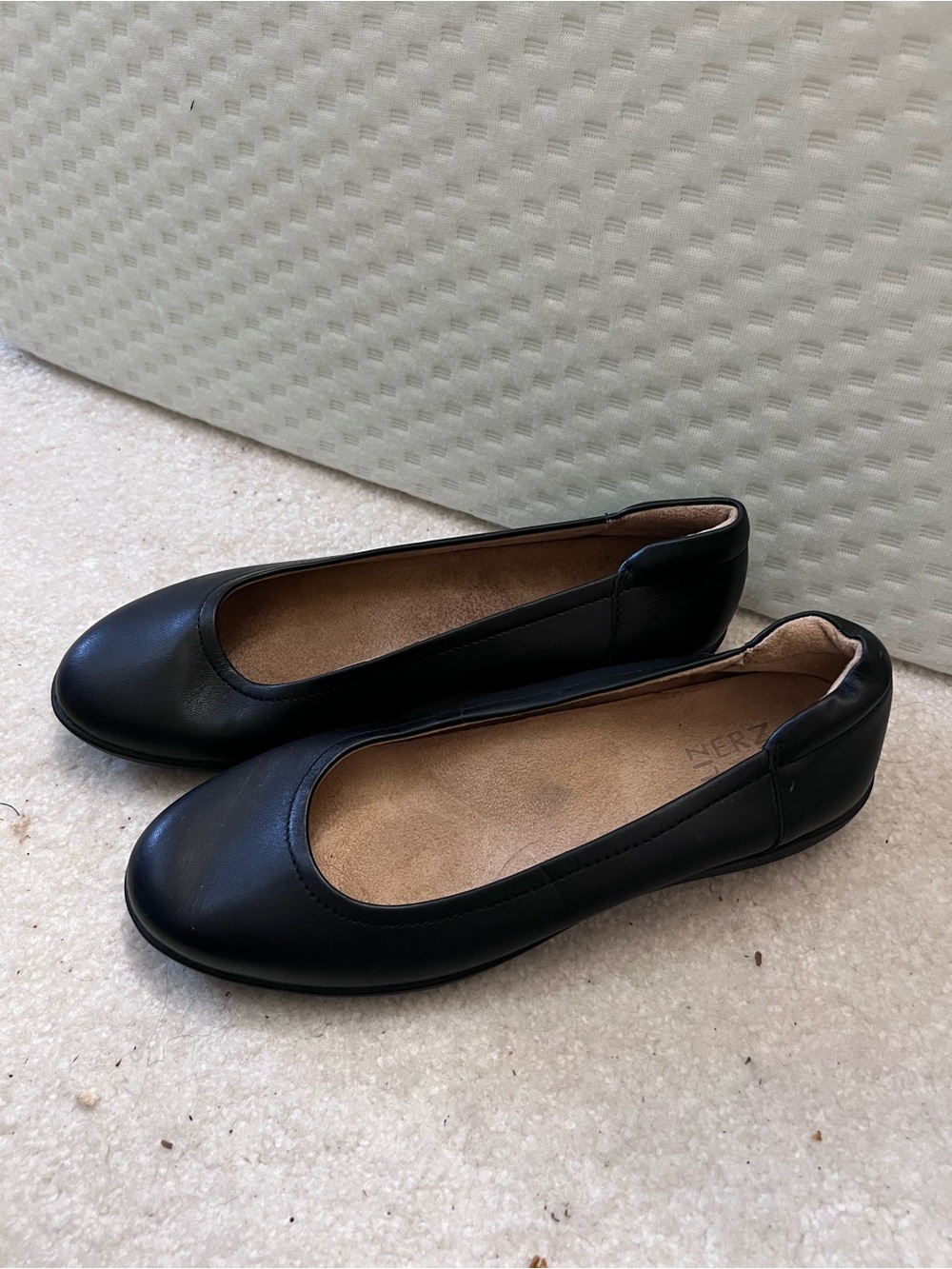 Naturalizer Black Women's Slip-On Ballet Flats